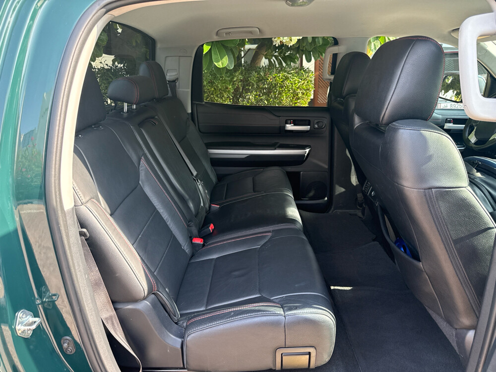 Toyota Tundra 2016 Great condition - 5