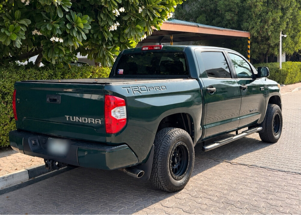Toyota Tundra 2016 Great condition - 3