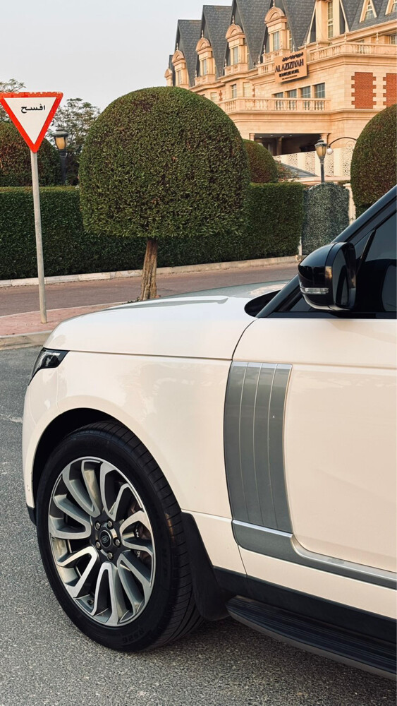 Range Rover Vogue Supercharged - 12