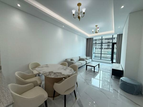 LUXURY 2BR | HUGE BALCONY | 200 SQM - 3
