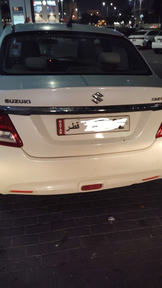 cars good conditions suzki dzire white model 2019 - 3
