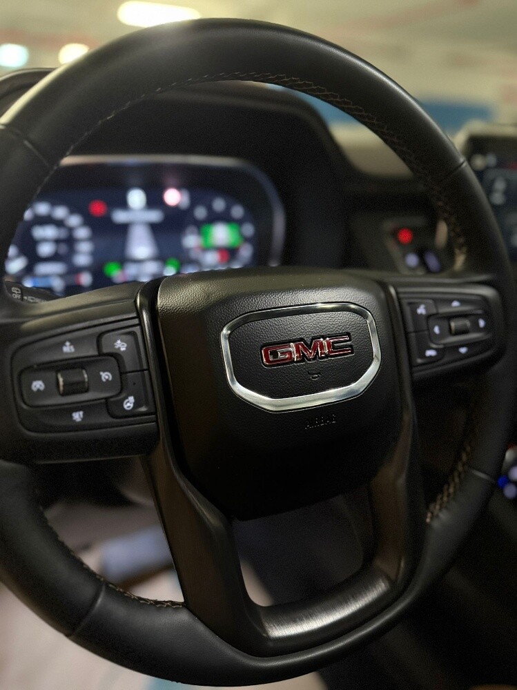 GMC YOKON AT4 - 11