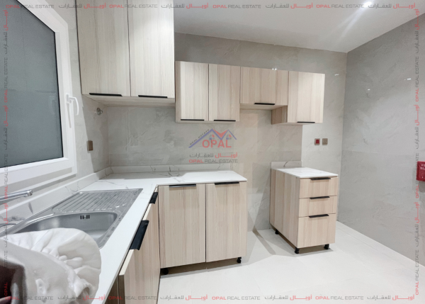 Apartment in Madinat Khalifa - 7
