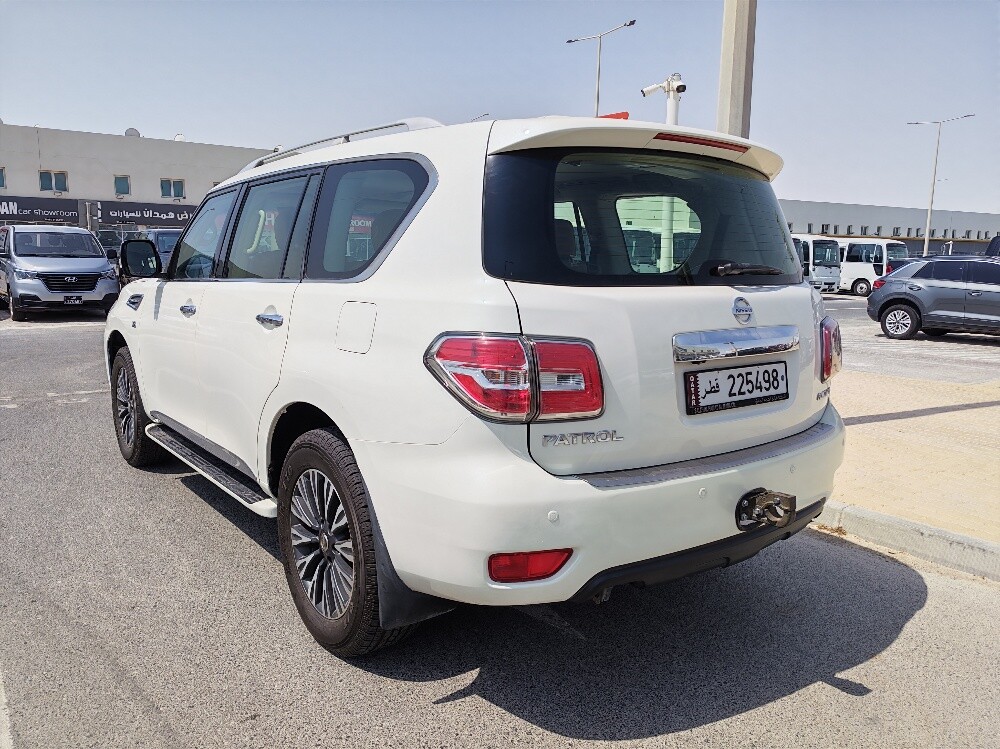 Nissan platinum - 4