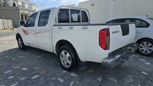 Nissan Navara for urgent sale - 2