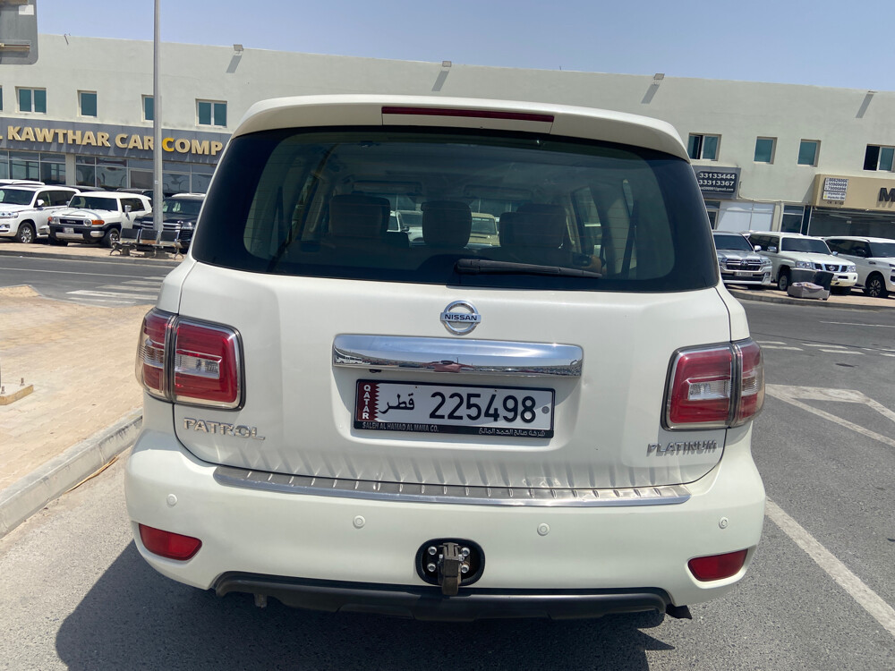 Nissan Platinum 2015 white  - 6