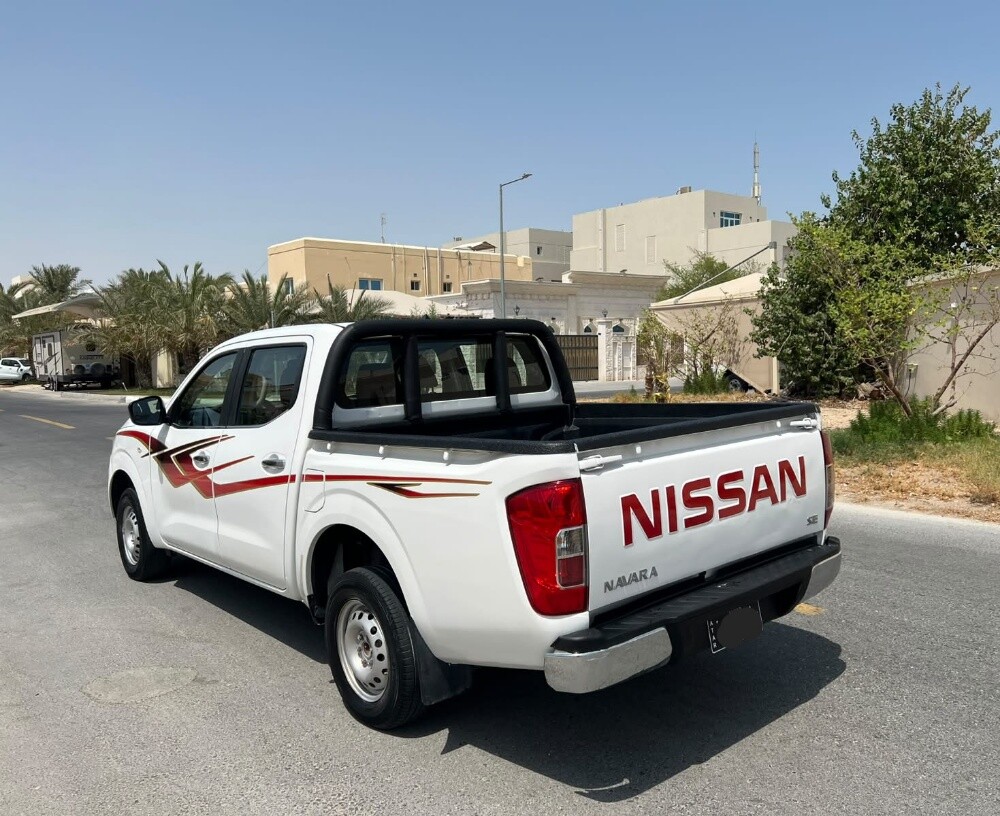 NAVARA AUTOMATIC - 2
