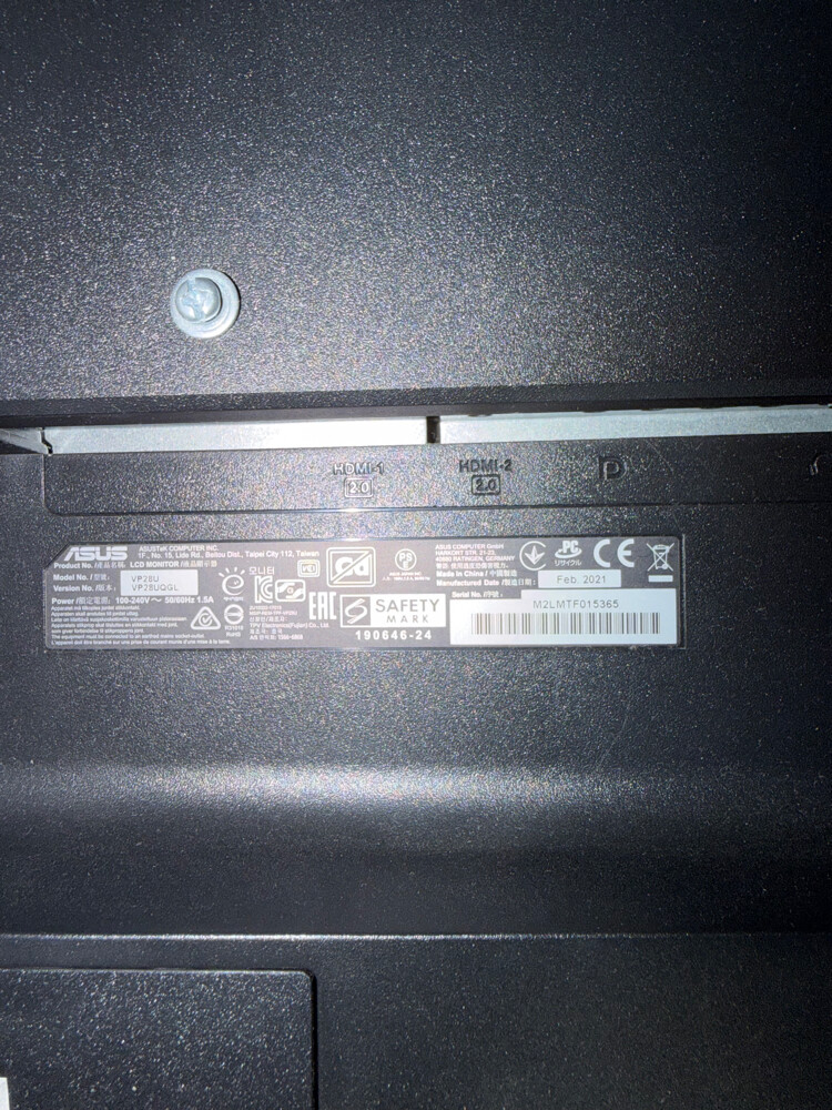 2 monitor screens - 6