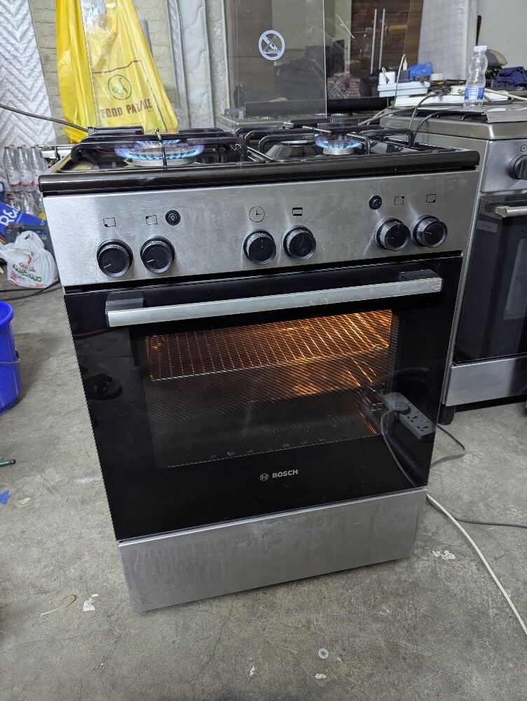 Used Gas Cooking Range - 4 & 5 Burn - 16