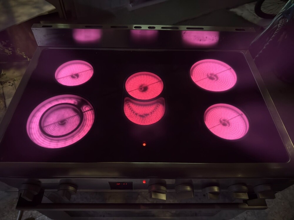 Used Gas Cooking Range - 4 & 5 Burn - 7