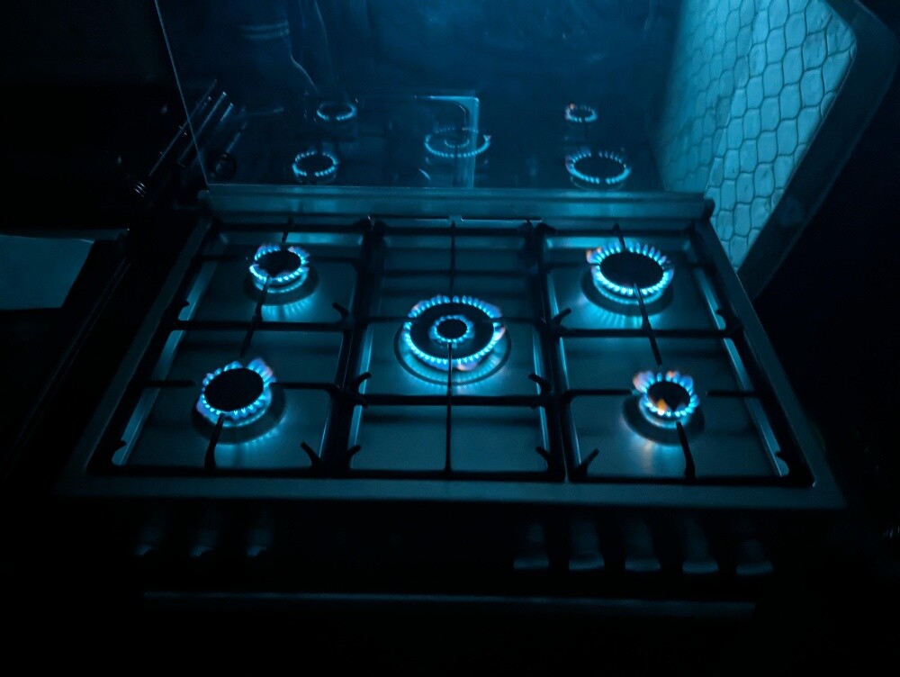 Used Gas Cooking Range 4 & 5 Burner - 20