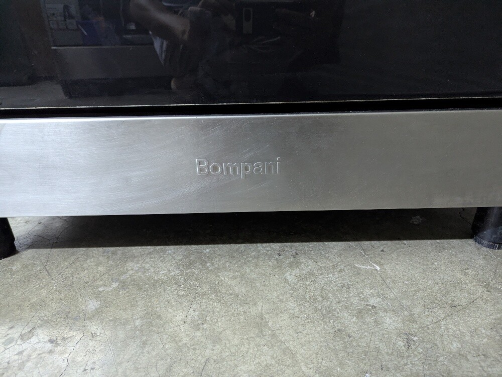 Used Gas Cooking Range 4 & 5 Burner - 15