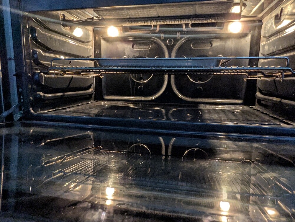 Used Gas Cooking Range 4 & 5 Burner - 8