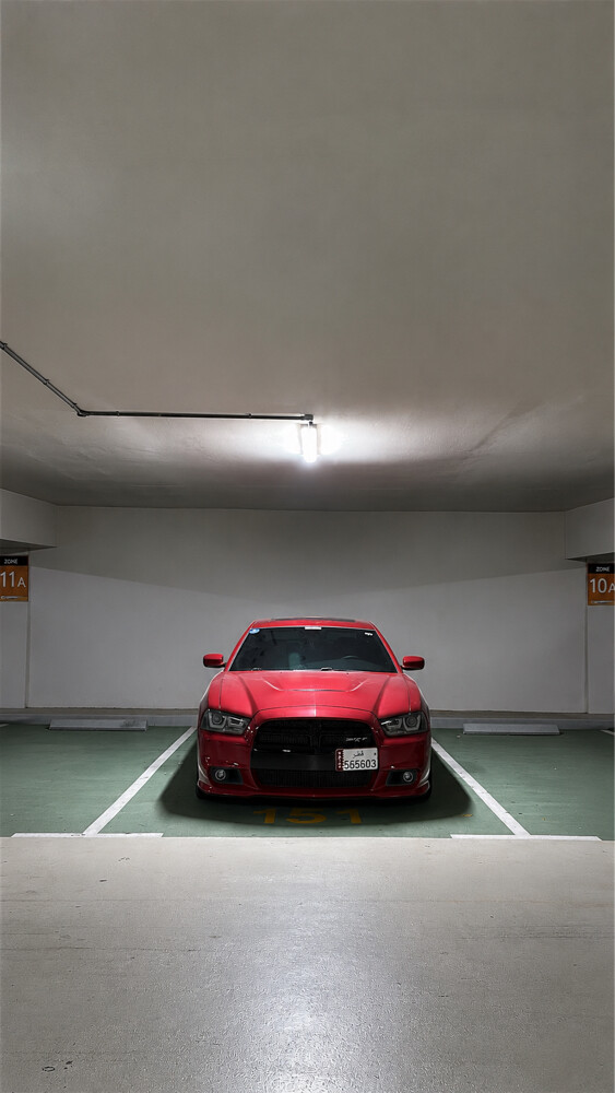 Dodge charger srt 8 - 4