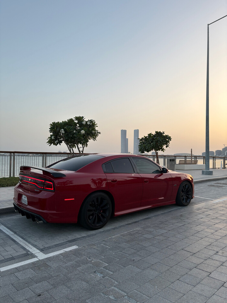 Dodge charger srt 8 - 3