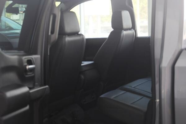 Chevrolet Silverado - LS 2021 - 8