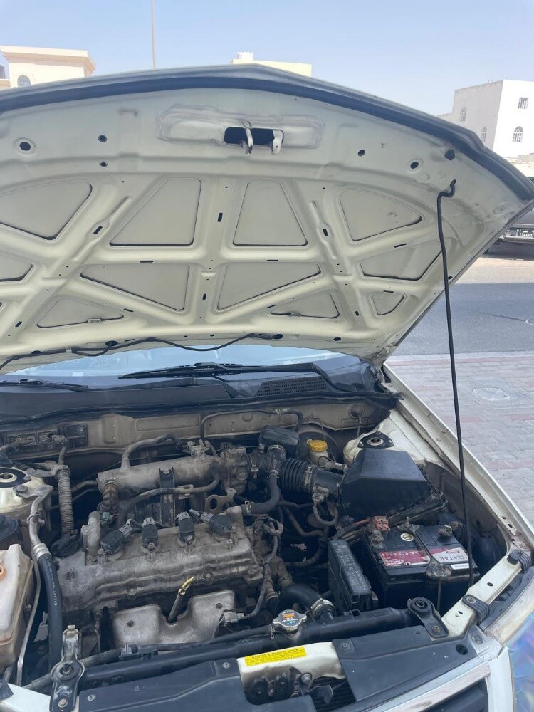 Nissan sunny - 8
