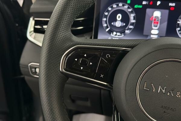 LYNK & CO 09 PRO MHEV 2.0LT 2024 - 13