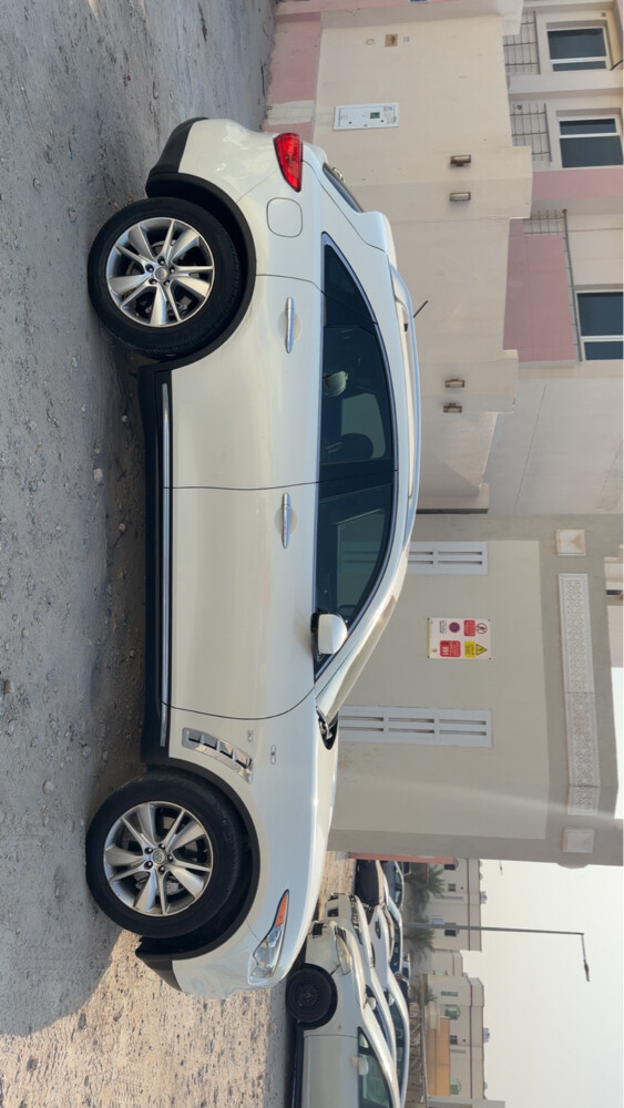Infiniti QX70 - 2
