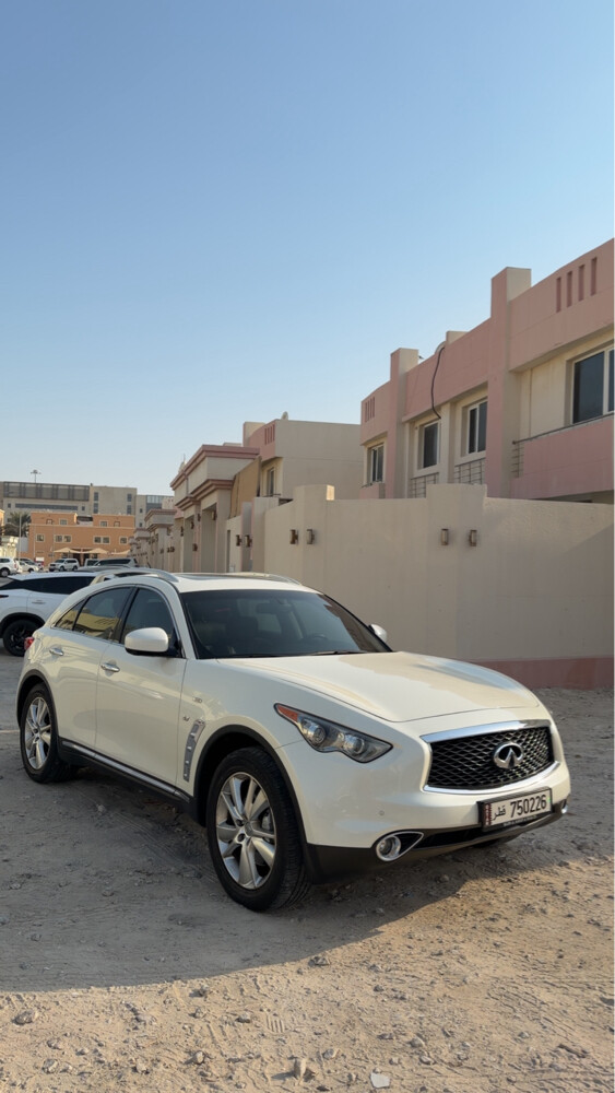 Infiniti QX70 - 3