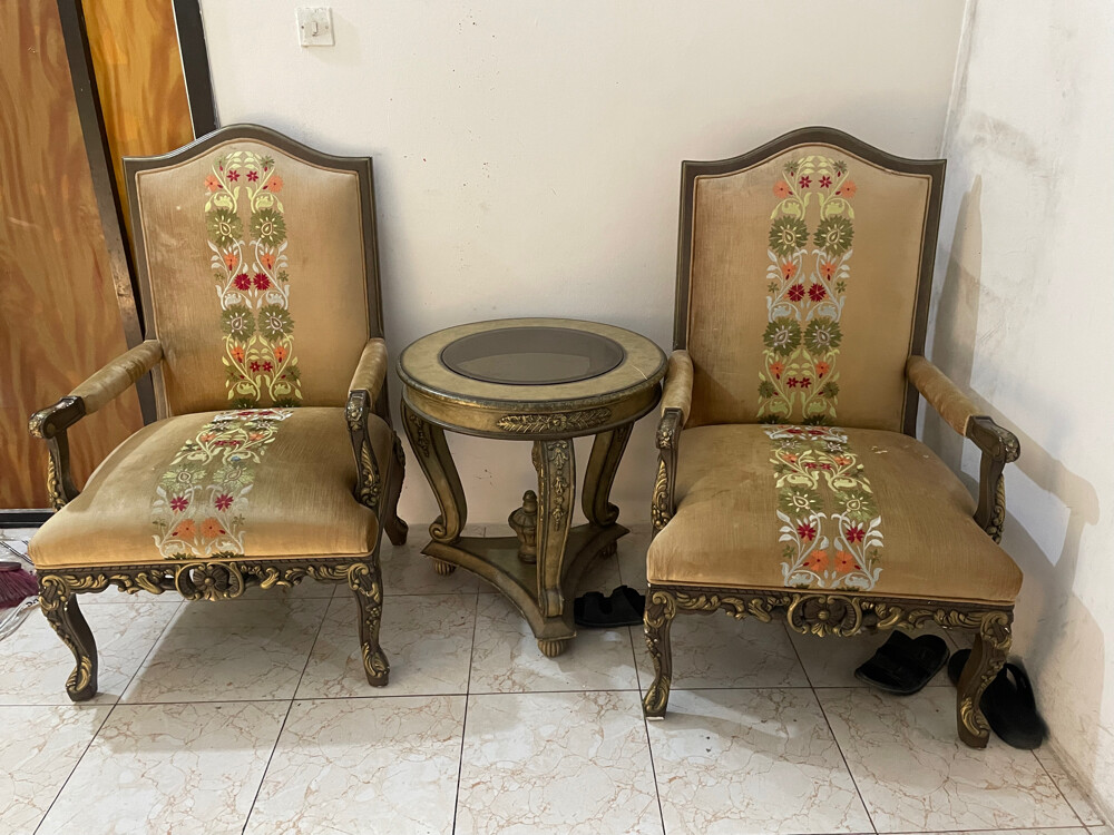 chairs and table for sale - 1