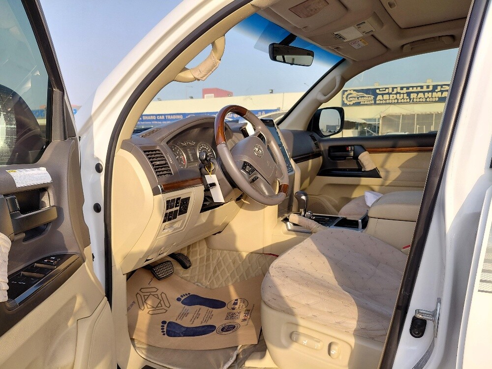 معرض عبدالرحمن البدر لسيارات - 7