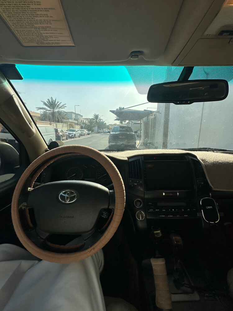 Toyota Land Cruiser - 6