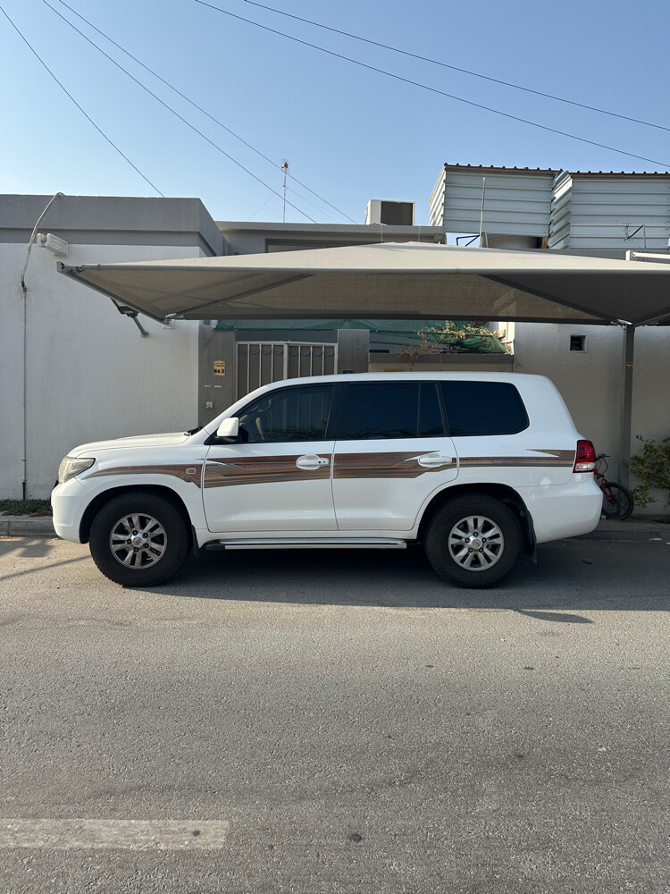 Toyota Land Cruiser - 3