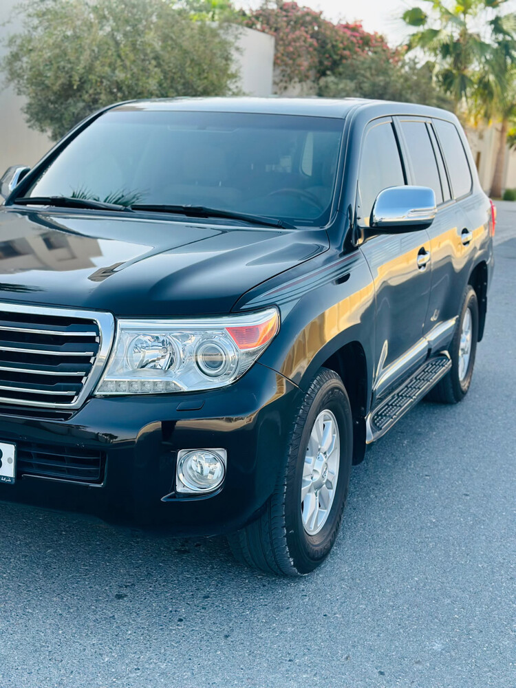 TOYOTA LAND CRUISER 2013 GXR V8 - 6