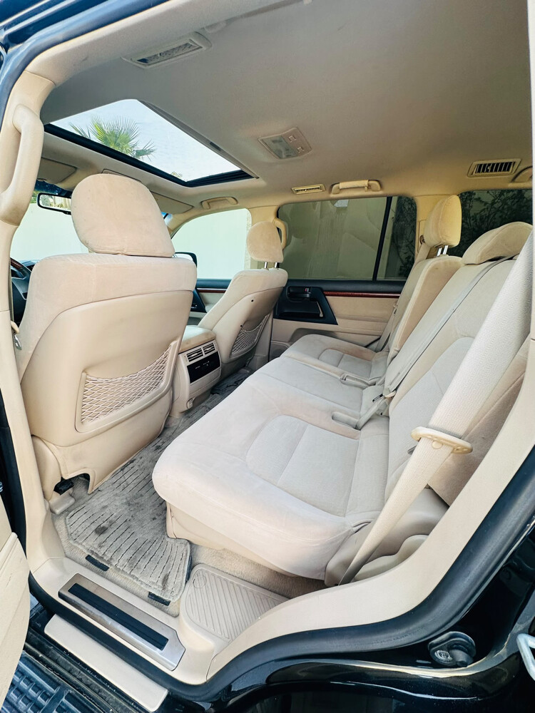 TOYOTA LAND CRUISER 2013 GXR V8 - 2