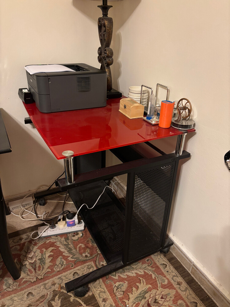 Reduced black desk / black chair /  - 4
