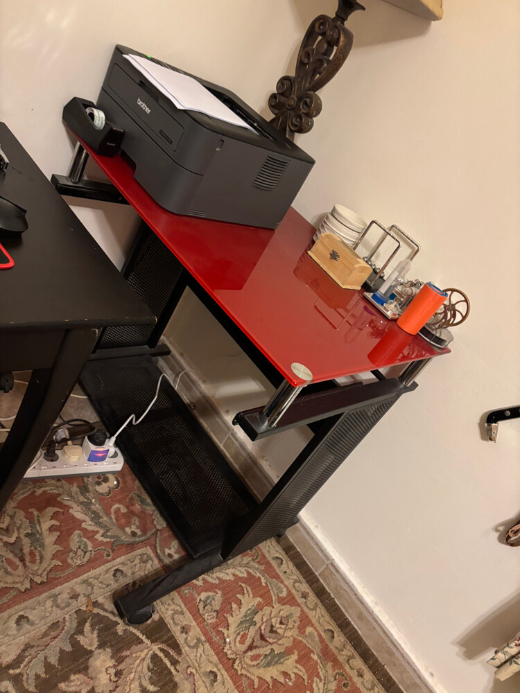 Reduced black desk / black chair /  - 2