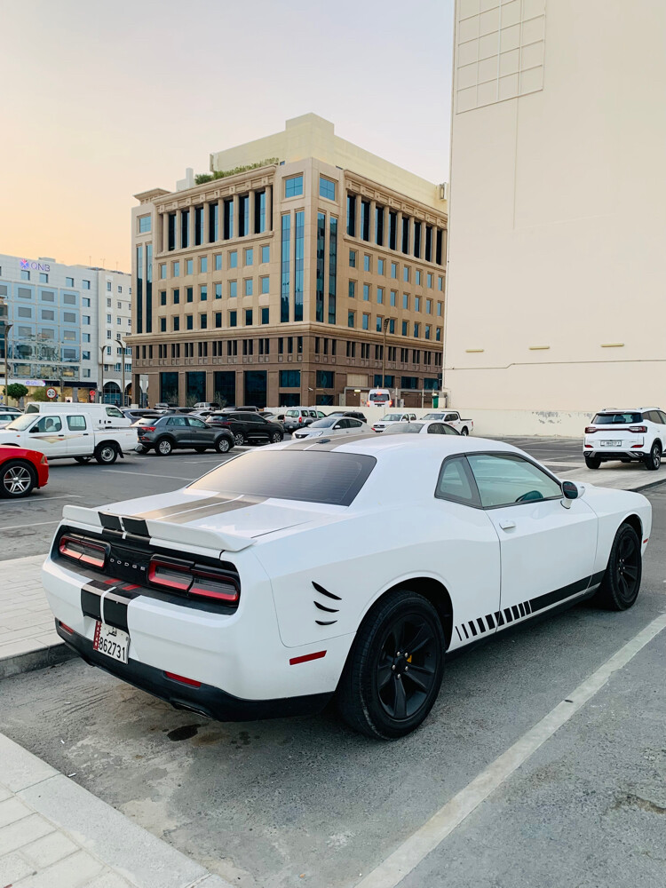 Dodge Challenger V6 2021 SXT Urgent - 2