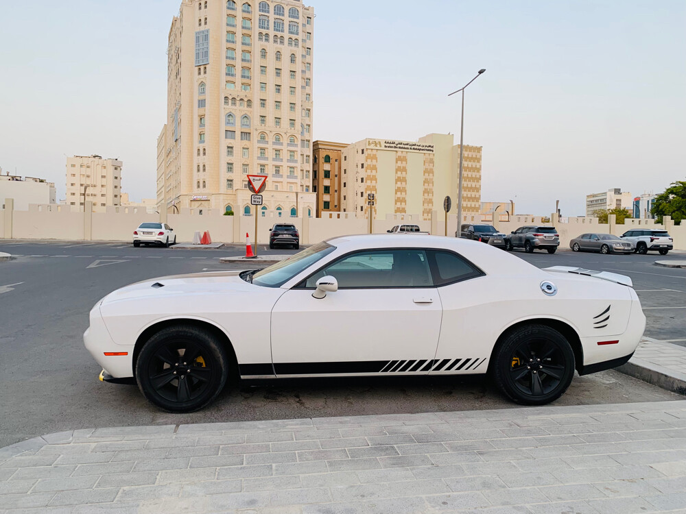 Dodge Challenger V6 2021 SXT Urgent - 13