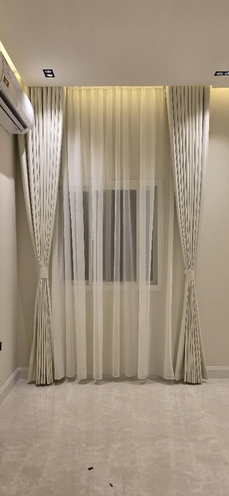 Curtains - 4