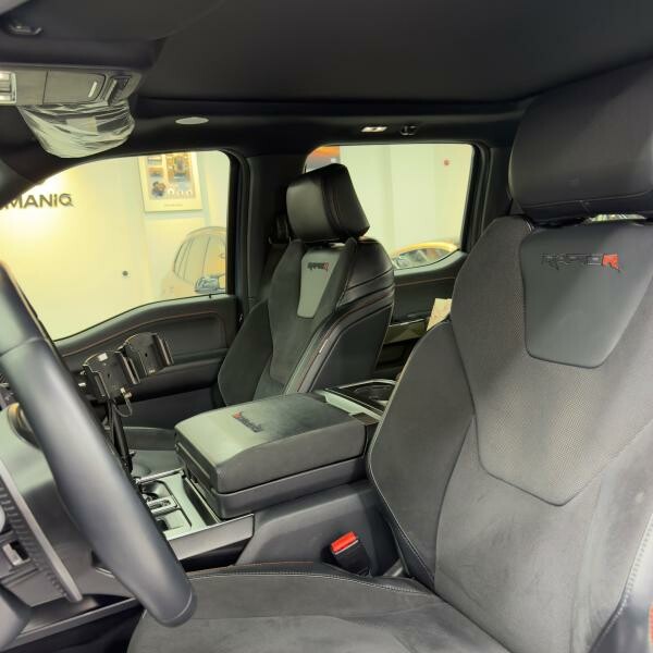 Ford F 150 Raptor 2023 - 6