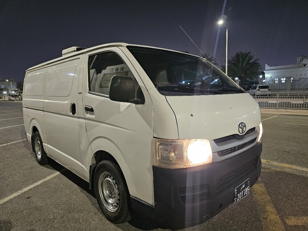 Toyota hiace chiller - 1