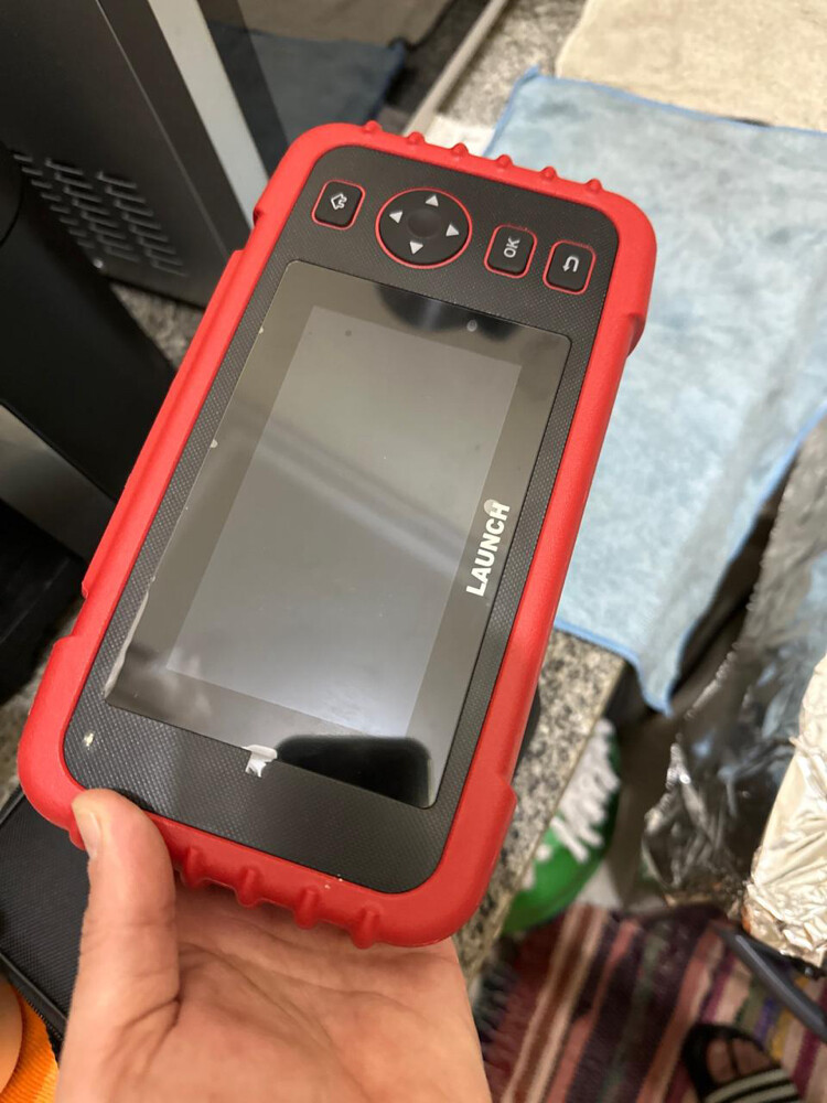 Professional car OBD2 scanner - 1
