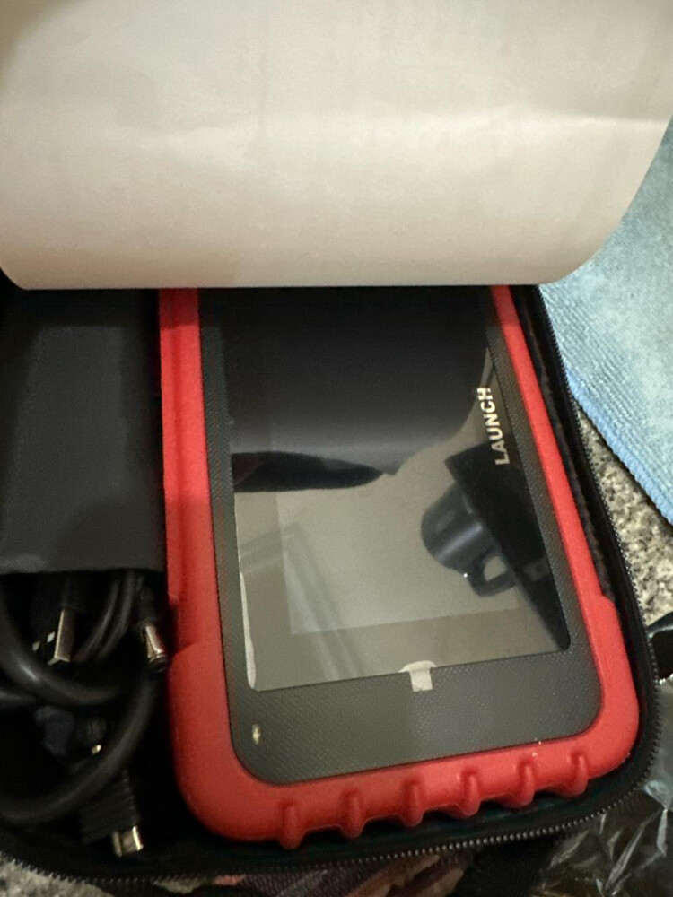 Professional car OBD2 scanner - 2