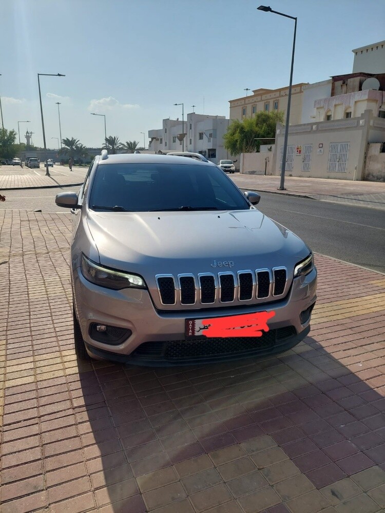 سيارة جيب شيروكي 2020 - 1