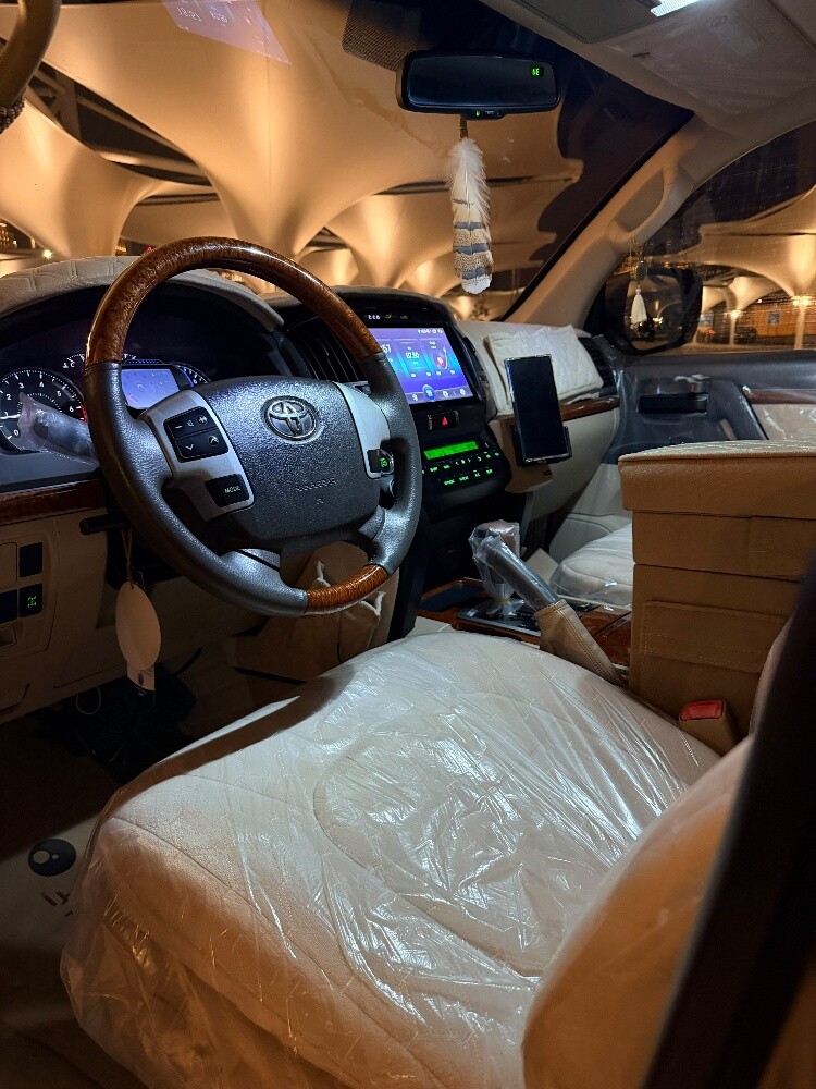Land Cruiser GXR V8 - 6