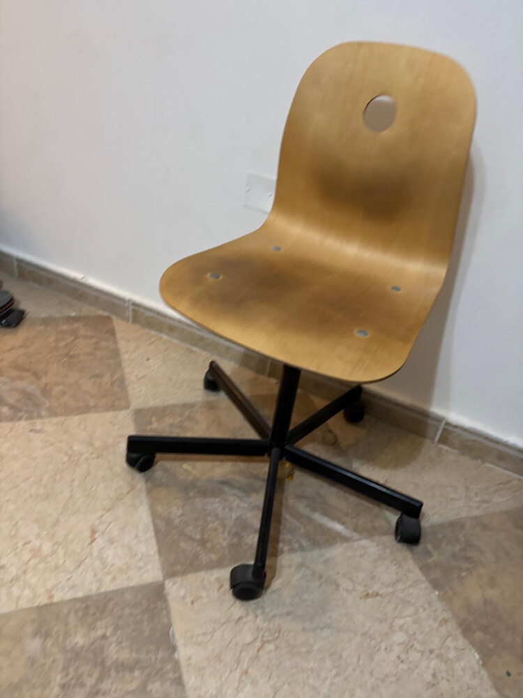 wooden oak desk with chair chair an - 5