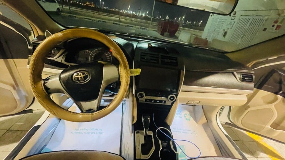 Toyota Camry 2013 model - 5
