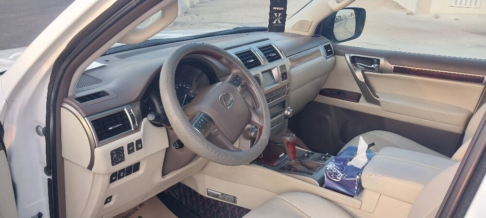 LEXUS GX460 2012 PERFECT CONDITION - 7