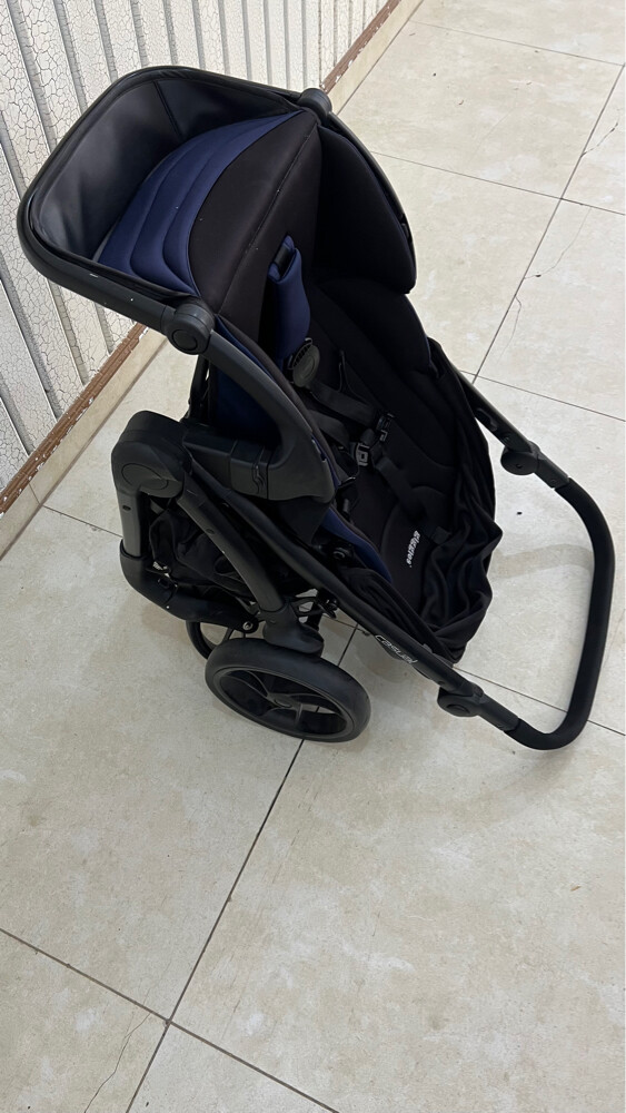 Baby Stroller in Excellent Conditio - 2
