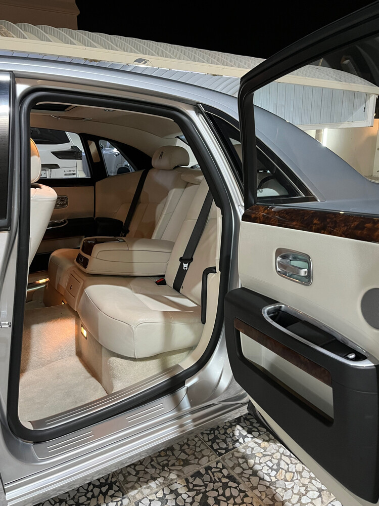 Rolls Royce Ghost  - 10
