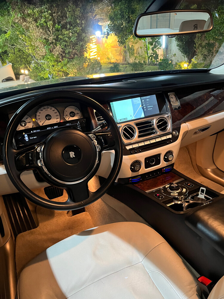 Rolls Royce Ghost  - 8