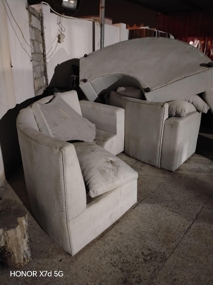 sofa set for free - 2