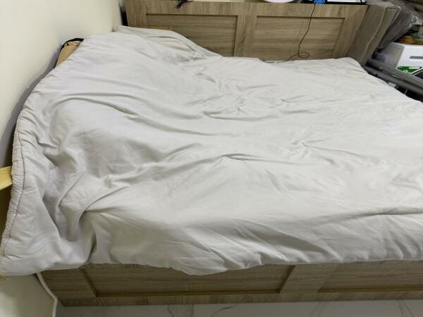 سرير مع فرشة وعلاقة - 1