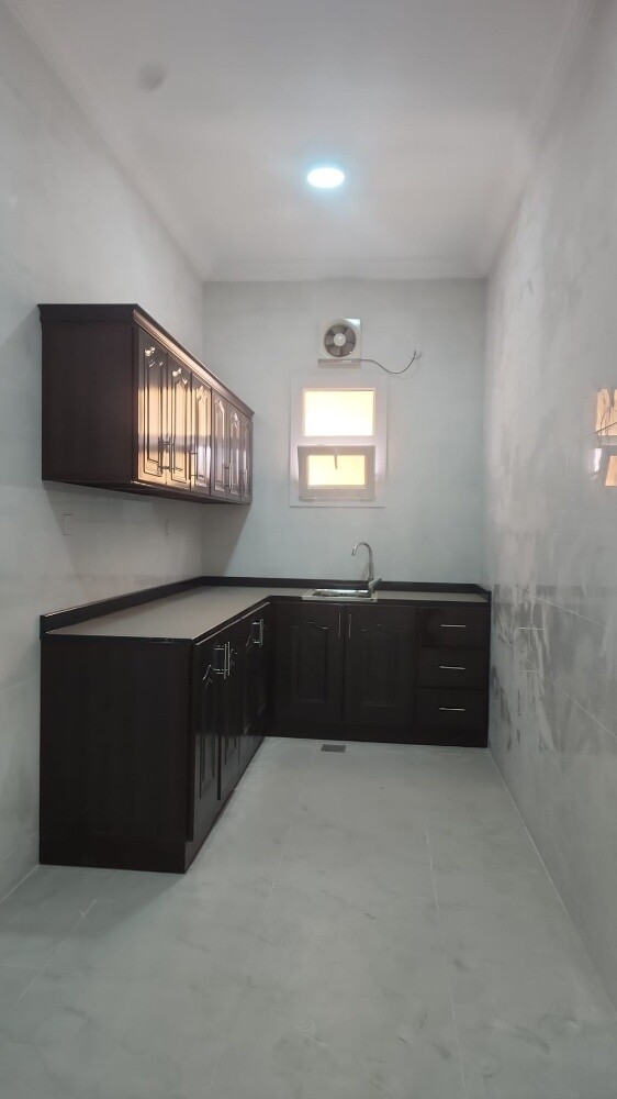For rent new villa in Al Hilal - 14